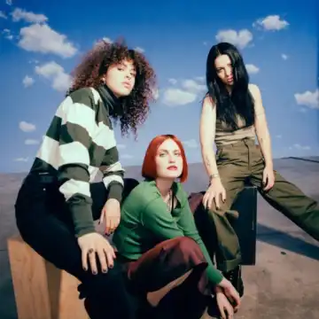 Muna - Taken
